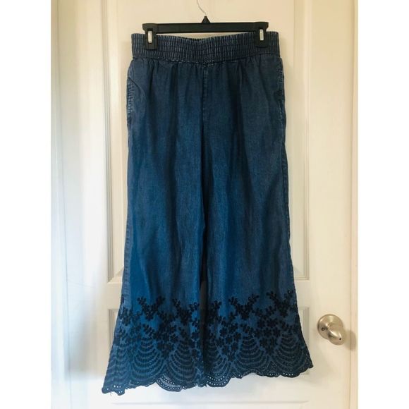 MARK CHAMBRAY EYELET TRIM WIDE LEG CROPPED PANTS - Picture 1 of 4